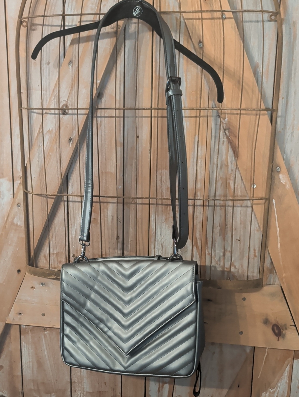 Chameleon Purse.   Concealed Area.   New With Tags